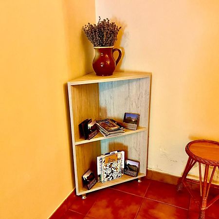 P&P Jicin Apartments - Soukrome 2-3 Luzkove Pokoje S Vlastni Kuchyni A Koupelnou Екстер'єр фото